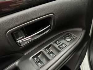 MITSUBISHI OUTLANDER 4X4 3.0 V6 AT 7 PASAJEROS 2018
