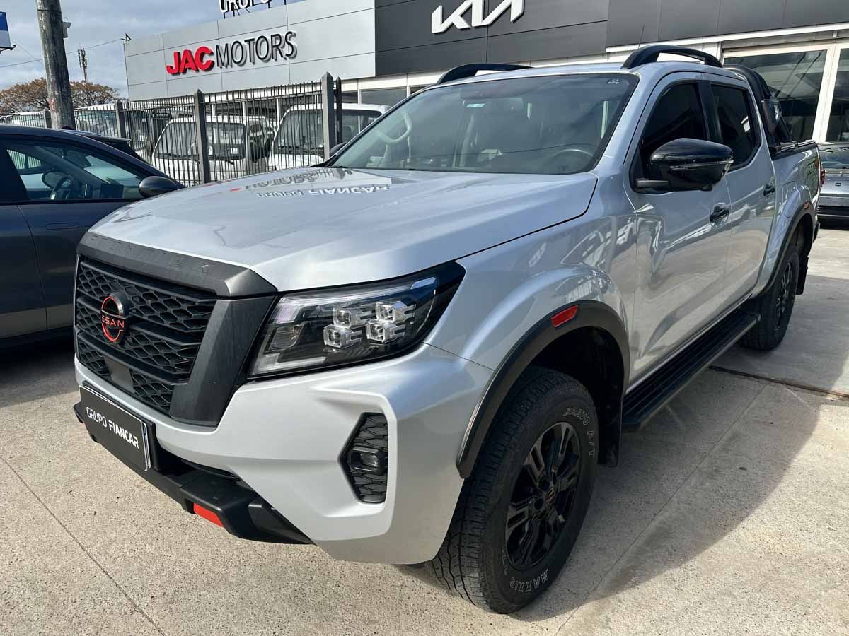 NISSAN FRONTIER PRO 4X4 DC NAFTA 2024