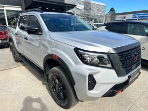 NISSAN FRONTIER PRO 4X4 DC NAFTA 2024