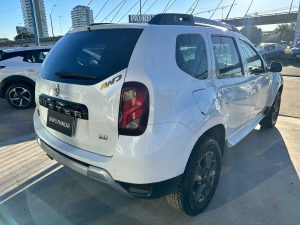 RENAULT DUSTER PRIVILEGE 2.0 MT 4X4 EXTRA FULL 2017