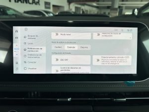JAC RF8 PHEV AT 7 PLAZAS AUTONOMIA DE 1150KM HIBRIDA 0KM
