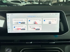 JAC RF8 PHEV AT 7 PLAZAS AUTONOMIA DE 1150KM HIBRIDA 0KM