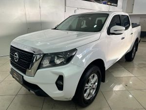 NISSAN FRONTIER XE 4X2 DC 2.5 DIESEL 2022
