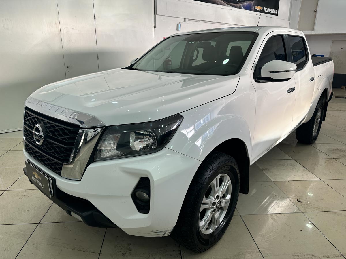 NISSAN FRONTIER XE 4X2 DC 2.5 DIESEL 2022