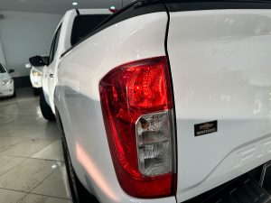 NISSAN FRONTIER XE 4X2 DC 2.5 DIESEL 2022