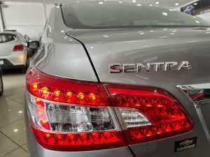 NISSAN SENTRA EXCLUSIVE 1.8 CVT EXTRA FULL 2015