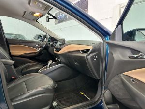 CHEVROLET ONIX PLUS 1.0TURBO AT PREMIER 2020
