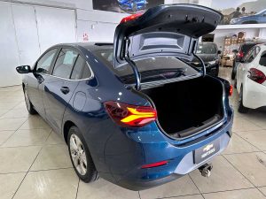 CHEVROLET ONIX PLUS 1.0TURBO AT PREMIER 2020