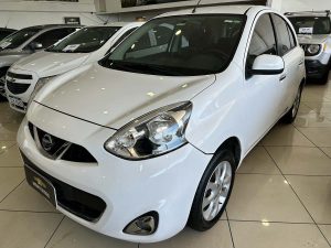 NISSAN MARCH ADVANCE 1.6 EXTRA FULL MT 2015