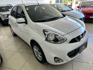 NISSAN MARCH ADVANCE 1.6 EXTRA FULL MT 2015
