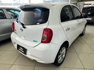 NISSAN MARCH ADVANCE 1.6 EXTRA FULL MT 2015