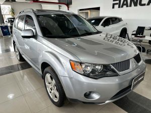 MITSUBISHI OUTLANDER V6 AT 3.0 4X4 7 PASAJEROS JAPON 2009
