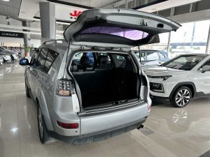 MITSUBISHI OUTLANDER V6 AT 3.0 4X4 7 PASAJEROS JAPON 2009