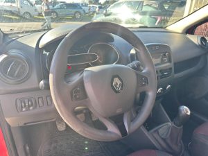 RENAULT CLIO IV AUTHENTIQUE 1.2 HATCH 2015