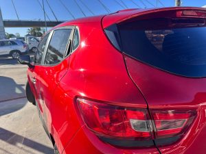 RENAULT CLIO IV AUTHENTIQUE 1.2 HATCH 2015