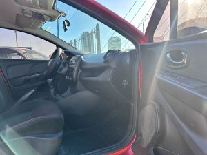 RENAULT CLIO IV AUTHENTIQUE 1.2 HATCH 2015