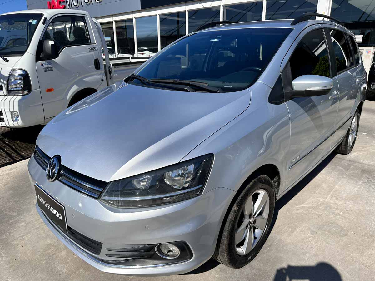 VOLKSWAGEN SURAN HIGHLINE 1.6 EXTRA FULL 2017
