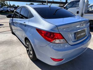 HYUNDAI ACCENT 1.4 GL FULL SEDAN 2014