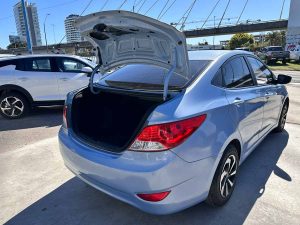 HYUNDAI ACCENT 1.4 GL FULL SEDAN 2014