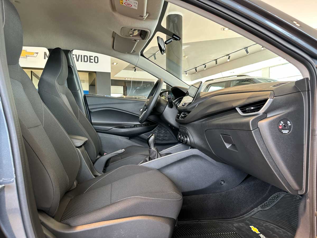 CHEVROLET ONIX LTZ 1.0TURBO 6 AIRBAGS 2025 0km