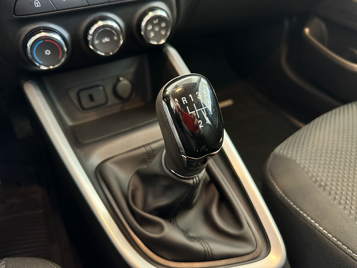 CHEVROLET ONIX LTZ 1.0TURBO 6 AIRBAGS 2025 0km