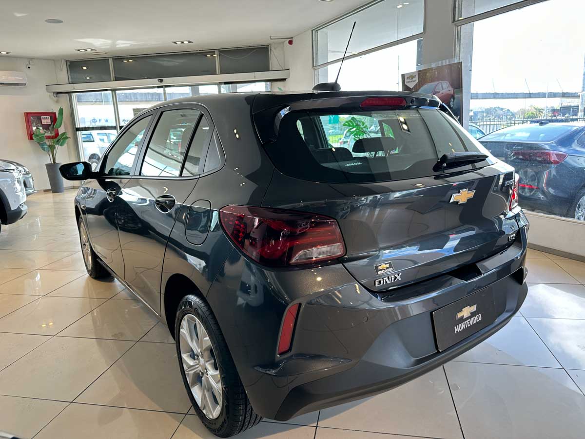 CHEVROLET ONIX LTZ 1.0TURBO 6 AIRBAGS 2025 0km