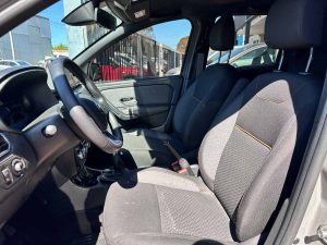 RENAULT OROCH INTENS OUTSIDER 1.3T 2025