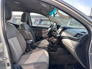 MITSUBISHI L200 GL 2.4 DC 4X4 MT 2017