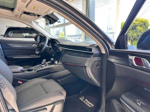LYNK & CO 01 LOUDER PHEV 1.5 TURBO HYBRID 2025