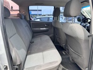 TOYOTA HILUX DC SRV 2.7 MT 2016