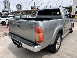 TOYOTA HILUX DC SRV 2.7 MT 2016