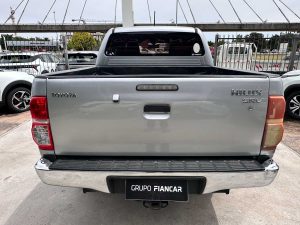 TOYOTA HILUX DC SRV 2.7 MT 2016