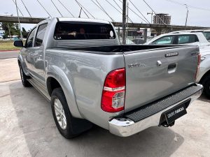 TOYOTA HILUX DC SRV 2.7 MT 2016