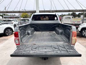 TOYOTA HILUX DC SRV 2.7 MT 2016