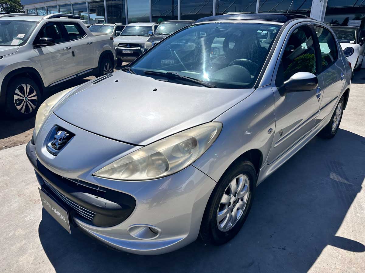 PEUGEO 207 COMPACT 1.4 FULL 2011