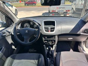 PEUGEO 207 COMPACT 1.4 FULL 2011