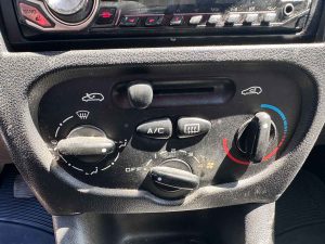 PEUGEO 207 COMPACT 1.4 FULL 2011