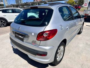 PEUGEO 207 COMPACT 1.4 FULL 2011