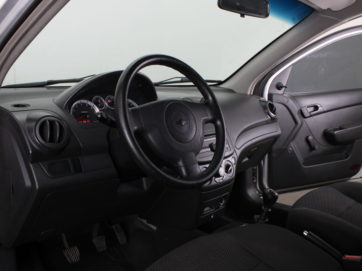 CHEVROLET AVEO G3 LS 1.6 MT 2013