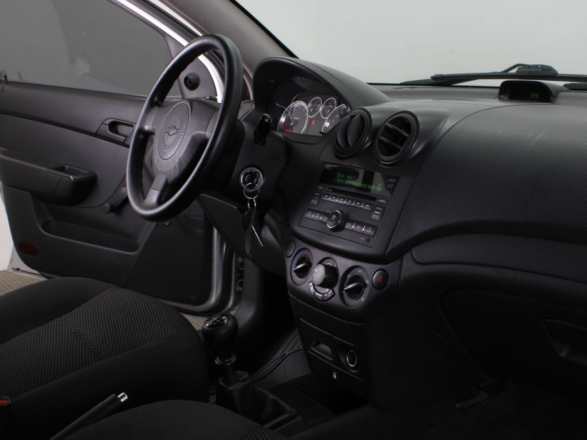 CHEVROLET AVEO G3 LS 1.6 MT 2013