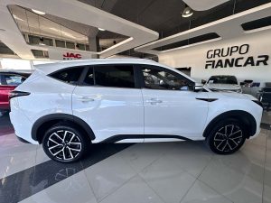 JAC JS8 PRO FLAGSHIP 1.5TURBO 7 PLAZAS 2025