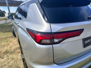 MITSUBISHI OUTLANDER GLS 2.5 AT 4X4 2024