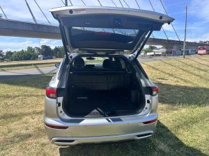 MITSUBISHI OUTLANDER GLS 2.5 AT 4X4 2024