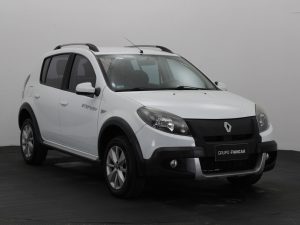 RENAULT SANDERO STEPWAY PRIVILEGE 1.6 MT 2014