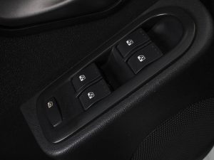 RENAULT SANDERO STEPWAY PRIVILEGE 1.6 MT 2014