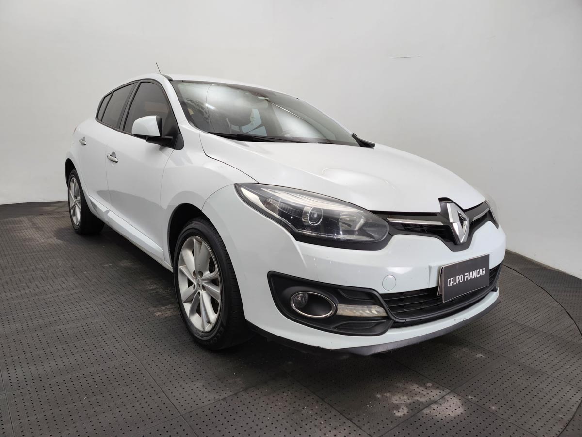 RENAULT MEGANE III PRIVILEGE 2.0 16V PLUS 2014