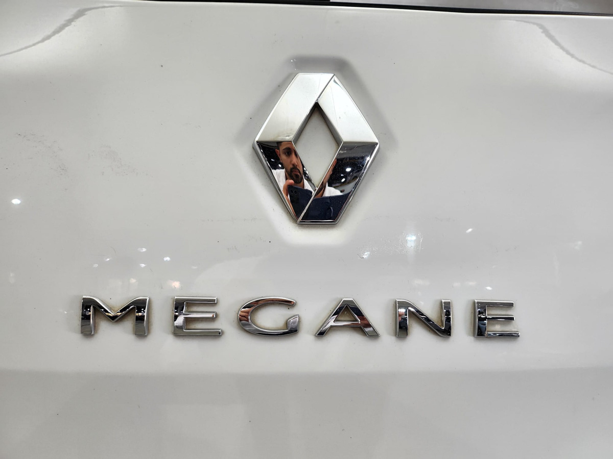 RENAULT MEGANE III PRIVILEGE 2.0 16V PLUS 2014