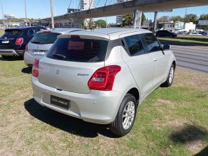 SUZUKI SWIFT 1.2 GL B 5PTS 2021