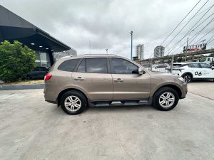 HYUNDAI SANTA FE 2.4 AT 4X4 7 PASAJEROS 2011