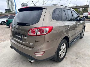HYUNDAI SANTA FE 2.4 AT 4X4 7 PASAJEROS 2011
